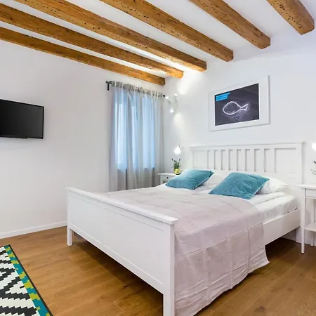 Cozy Montalbano Studios By Irundo Rovinj Exterior foto